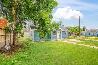 8248 Park Terrace Street, Houston, TX 77017 - Photo 27