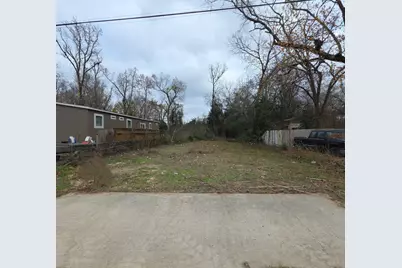 Tbd Young St, Willis, TX 77378 - Photo 1