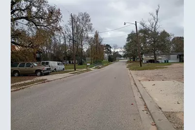 Tbd Young St, Willis, TX 77378 - Photo 3