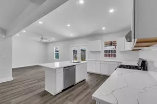 8514 Grand Knolls Dr, Houston, TX 77083 - Photo 11