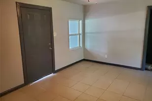 4833 Alvin St, Houston, TX 77033 - Photo 9