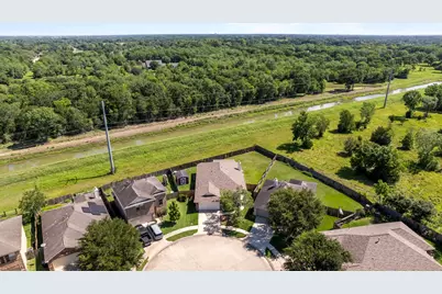 445 Decoster Boulevard, Alvin, TX 77511 - Photo 29