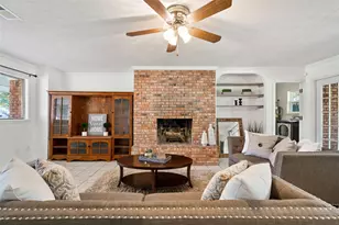 9214 Bronco Dr, Houston, TX 77055 - Photo 9