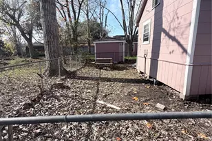 608 E 4th St, Sweeny, TX 77480 - Photo 15