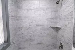 608 E 4th St, Sweeny, TX 77480 - Photo 13