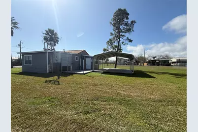 642 5th Street, San Leon, TX 77539 - Photo 3