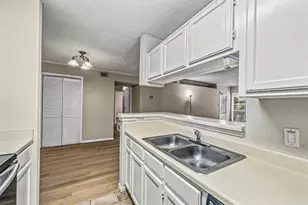 3770 Lovers Wood Ln, Houston, TX 77014 - Photo 17