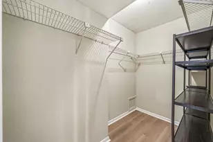 3770 Lovers Wood Ln, Houston, TX 77014 - Photo 25