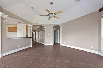 511 Nadia Way, Stafford, TX 77477 - Photo 5