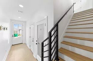 104 E 44th St, Houston, TX 77018 - Photo 7