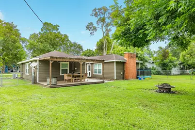 708 Alice Street, Sweeny, TX 77480 - Photo 19
