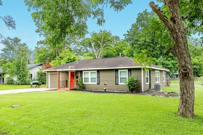 708 Alice Street, Sweeny, TX 77480 - Photo 3