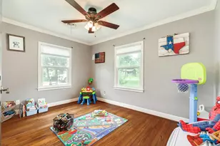 708 Alice St, Sweeny, TX 77480 - Photo 17