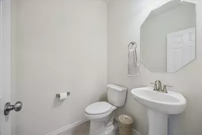 1817 Agoura Hills Dr, Houston, TX 77080 - Photo 9
