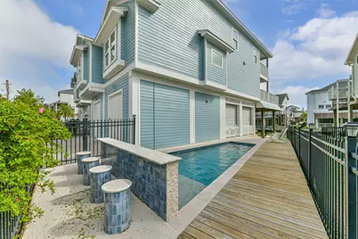 429 Jeanie Lynne Circle, Tiki Island, TX 77554 - Photo 41