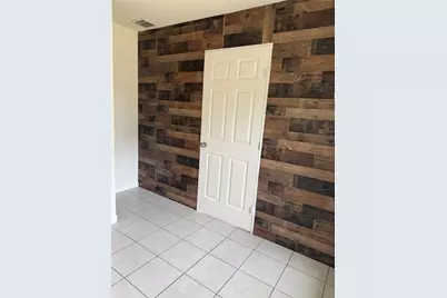 6407 Lautrec Drive, Houston, TX 77088 - Photo 9