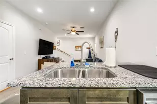 849 Queenswood, Montgomery, TX 77316 - Photo 11