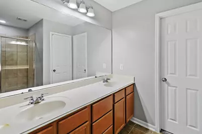 15607 Sheldon Ridge Way, Houston, TX 77044 - Photo 13