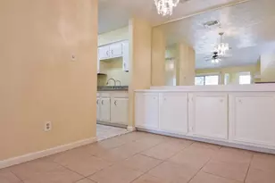 10555 Turtlewood Ct, Houston, TX 77072 - Photo 5