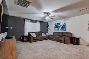 2418 Fallen Pine Ln, Houston, TX 77088 - Photo 9