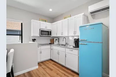 540 W 24th Street #B, Houston, TX 77008 - Photo 31