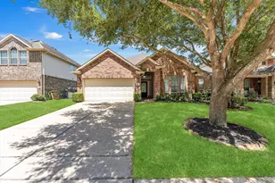 14823 Yellow Begonia Dr, Cypress, TX 77433 - Photo 3