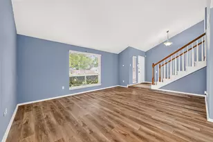 10711 Fallbrook Dr, Houston, TX 77064 - Photo 7