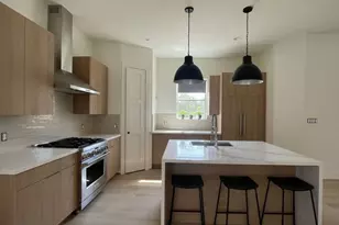 1228 Johnston St, Houston, TX 77022 - Photo 3