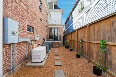 1418 Columbia Street, Houston, TX 77008 - Photo 43