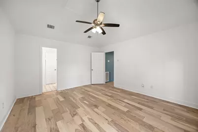 14710 Oak Bluff Court, Houston, TX 77070 - Photo 27
