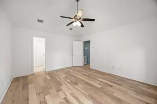 14710 Oak Bluff Ct, Houston, TX 77070 - Photo 27