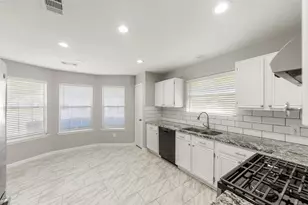 30910 Trinket Dr, Spring, TX 77386 - Photo 3