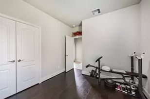 623 Aquilla Sq, Webster, TX 77598 - Photo 19