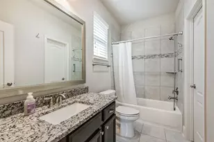 623 Aquilla Sq, Webster, TX 77598 - Photo 31