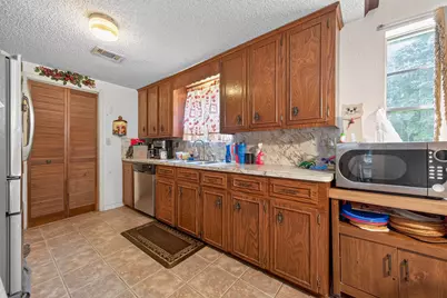 89 County Road 3375, Cleveland, TX 77327 - Photo 13