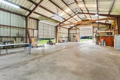 9203 Avenue G, Liverpool, TX 77577 - Photo 29