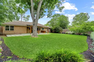 9829 Larston St, Houston, TX 77055 - Photo 19