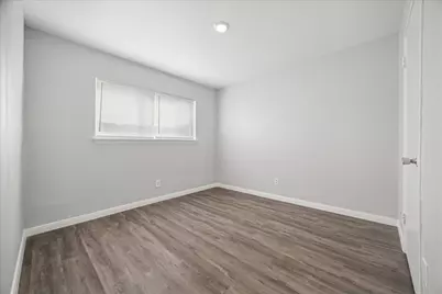 1716 Crownover Road #24, Houston, TX 77080 - Photo 9