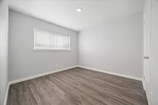 1716 Crownover Rd, Houston, TX 77080 - Photo 9