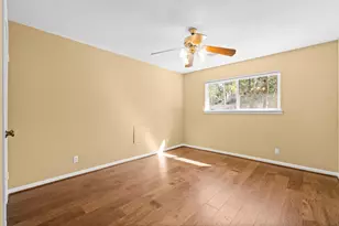 29 Tanager Trail, The Woodlands, TX 77381 - Photo 17