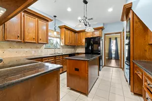 29 Tanager Trail, The Woodlands, TX 77381 - Photo 9