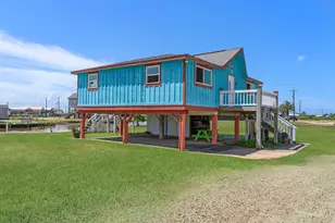 2238 County Road 201, Sargent, TX 77414 - Photo 5