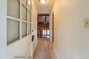 7 Lake Dr, Huntsville, TX 77320 - Photo 5