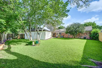 12211 Plumpoint Drive, Houston, TX 77099 - Photo 33