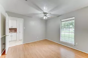 12211 Plumpoint Dr, Houston, TX 77099 - Photo 15
