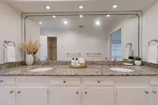 347 Forest Lake Dr, Seabrook, TX 77586 - Photo 15