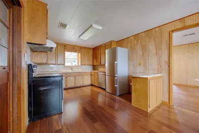 1001 US Highway 77 N, Hallettsville, TX 77964 - Photo 7