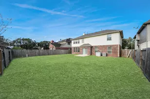 2423 Waterwood Dr, Sugar Land, TX 77479 - Photo 39