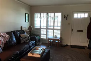 7031 Langdon Ln, Houston, TX 77074 - Photo 3