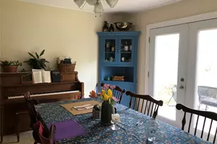 7031 Langdon Ln, Houston, TX 77074 - Photo 7